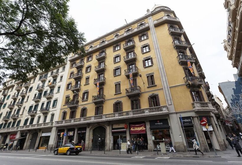 تختخواب و صبحانه Ainb Born Via Laietana