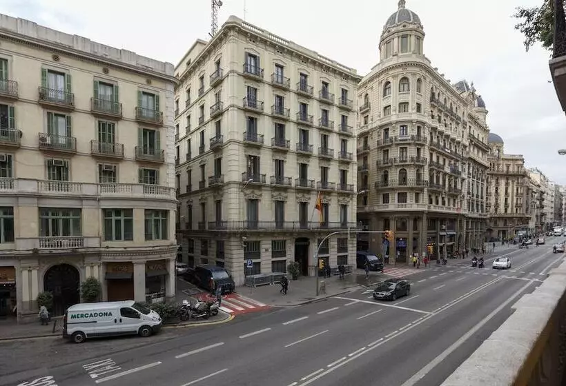 צימר Ainb Born Via Laietana