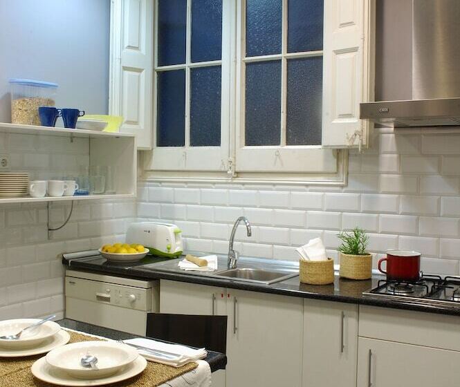 تختخواب و صبحانه Ainb Born Via Laietana