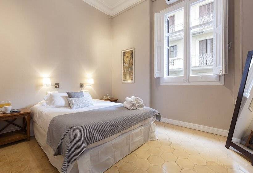 تختخواب و صبحانه Ainb Born Via Laietana