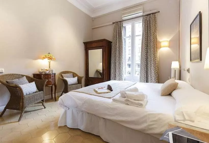 צימר Ainb Born Via Laietana