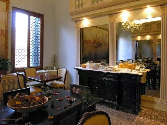 Aamiaismajoitus (B&B) Ca  Centopietre