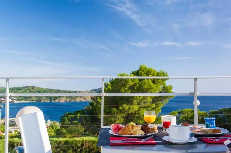 Отель Côté Thalasso Hôtel & Spa Marin