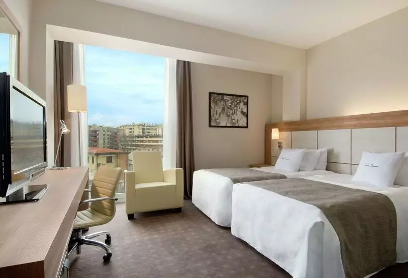 酒店 Doubletree By Hilton Milan