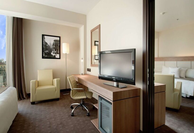 酒店 Doubletree By Hilton Milan