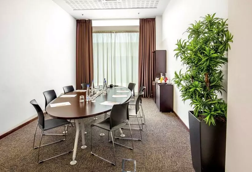 酒店 Doubletree By Hilton Milan