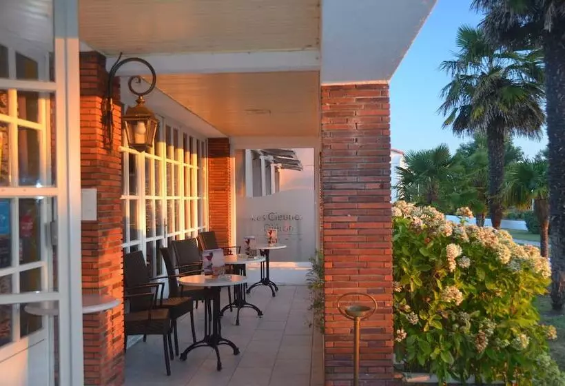 Отель Et Spa Les Cleunes Oleron