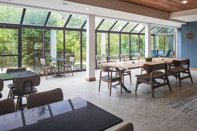 فندق Four Points By Sheraton Chicago Schaumburg