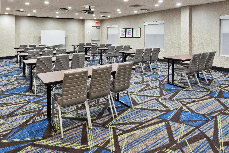 Szálloda Holiday Inn Express Rome East, An Ihg