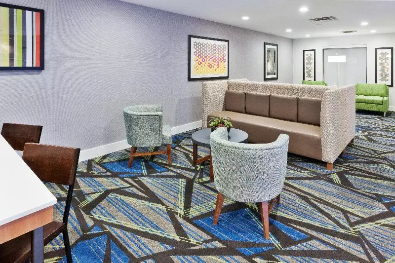 호텔 Holiday Inn Express Rome East, An Ihg