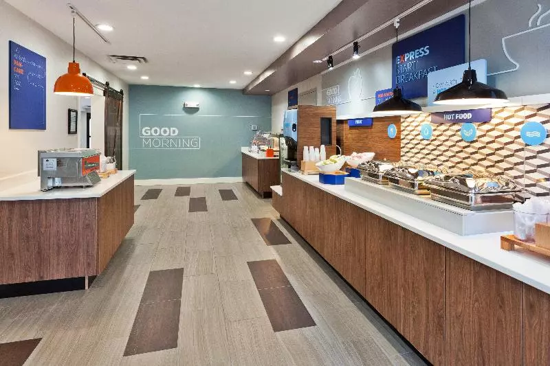 호텔 Holiday Inn Express Rome East, An Ihg