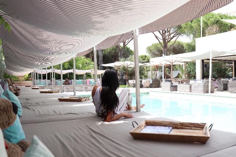 Отель Hôtel Font Mourier