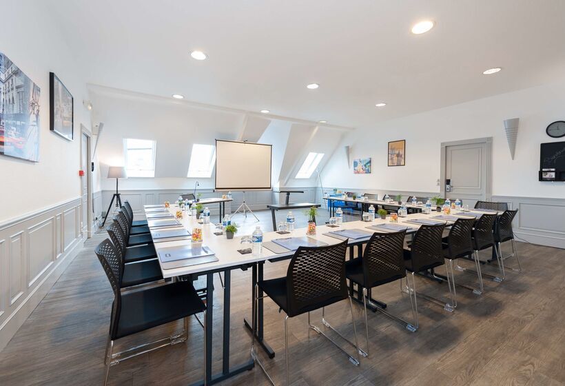 בית מלון כפרי Kyriad Prestige Compiegne