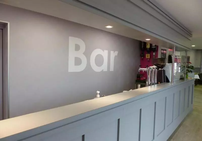 ホテル Le Beauvoir