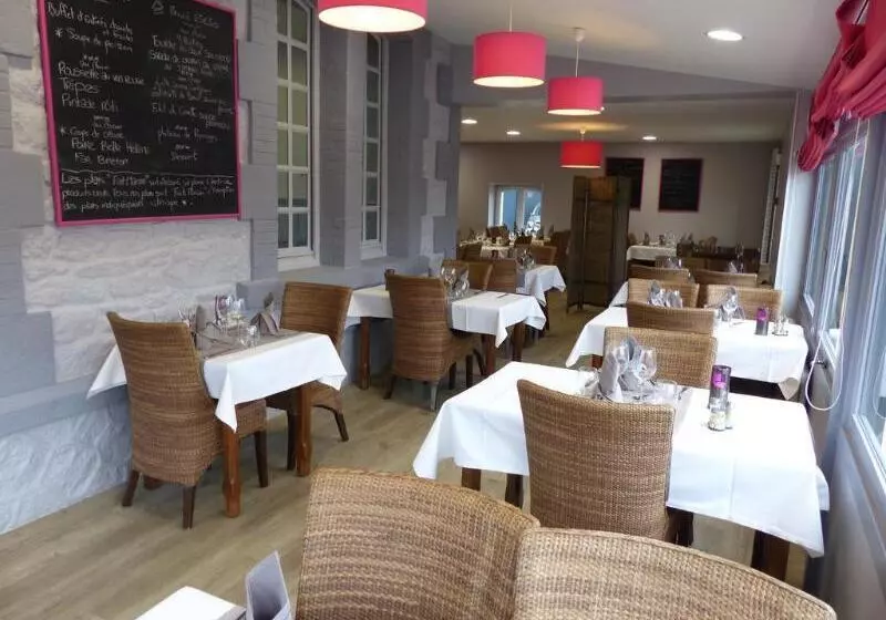 ホテル Le Beauvoir