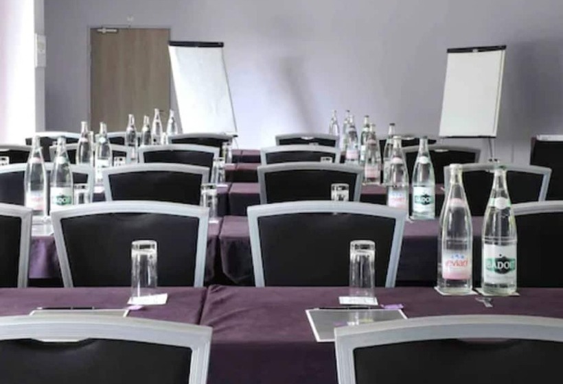 Отель Relais De La Malmaison Paris Rueil Hôtel Spa