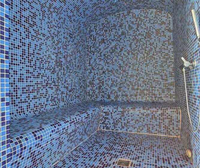 Отель Relais De La Malmaison Paris Rueil Hôtel Spa