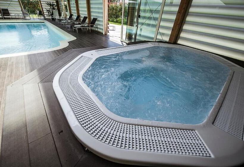 Отель Relais De La Malmaison Paris Rueil Hôtel Spa