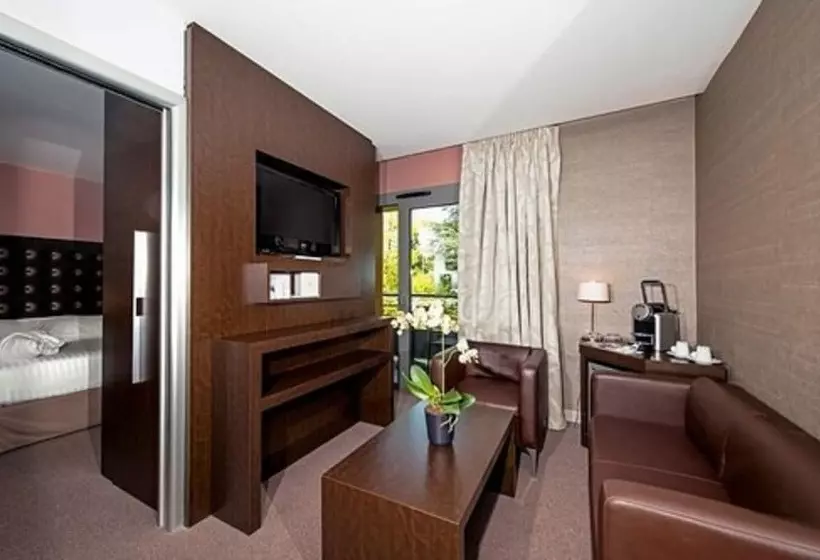 호텔 Relais De La Malmaison Paris Rueil Hôtel Spa