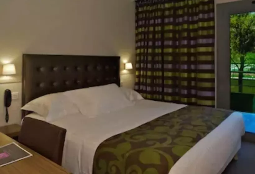 호텔 Relais De La Malmaison Paris Rueil Hôtel Spa