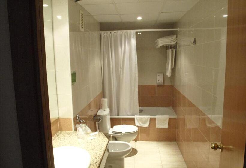 בית מלון כפרי Mar Blau