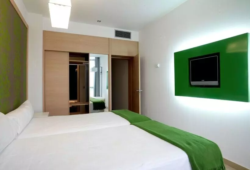 호텔 NH La Avanzada