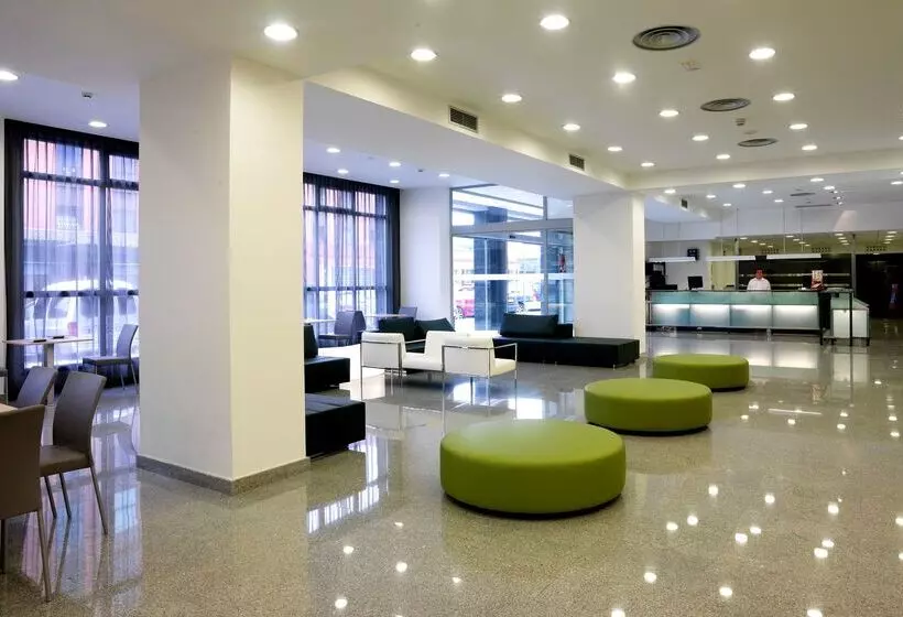 호텔 NH La Avanzada