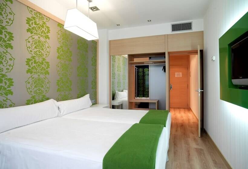 ホテル NH La Avanzada