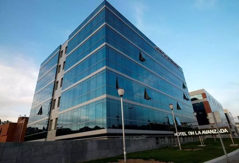 호텔 NH La Avanzada
