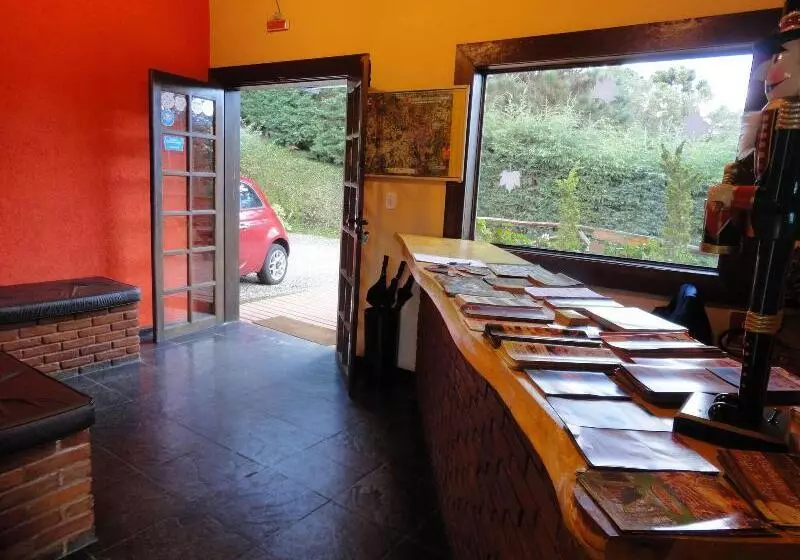 ホテル Pousada Quebra Nozes