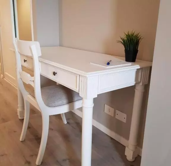 فندق Up America Plaza