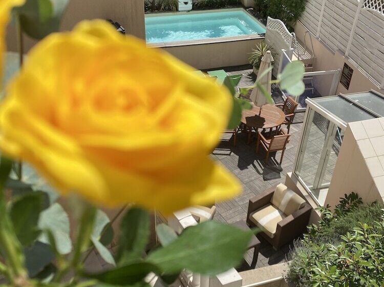 בית מלון כפרי Villa D Estelle