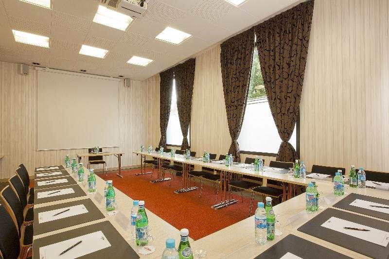 Residhome Paris Evry