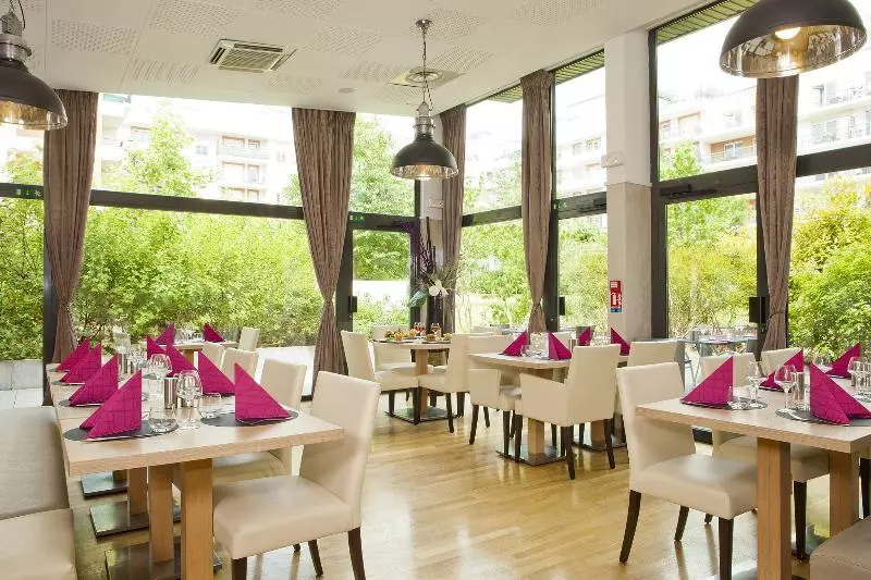 Residhome Paris Evry