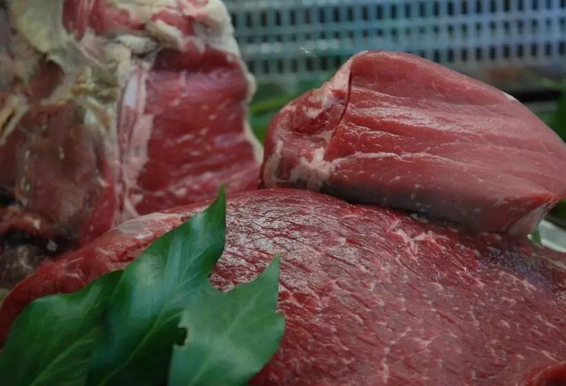 Sovana Hotel & Resort