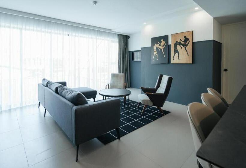 호텔 Marina House Muaythai Taiad Phuket