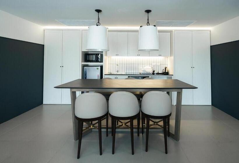 호텔 Marina House Muaythai Taiad Phuket