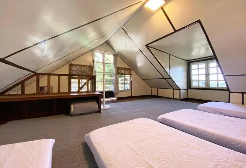 Hotelli Lily Cottage & Kitchen