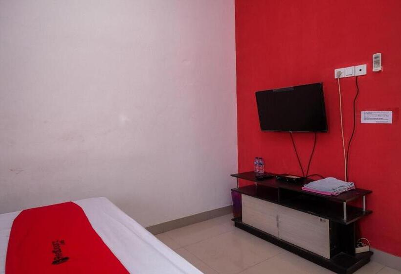 פנסיון Reddoorz Near Pakuwon Mall Solo Baru