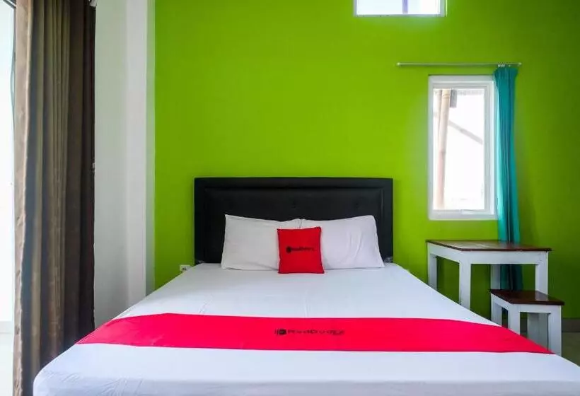 Majatalo Reddoorz Near Pakuwon Mall Solo Baru