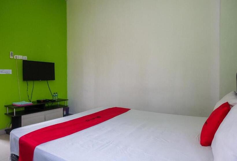 פנסיון Reddoorz Near Pakuwon Mall Solo Baru
