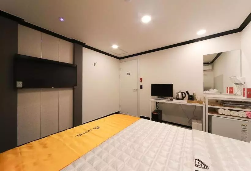 Prince Motel