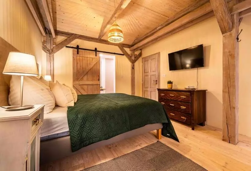 Retkeilymaja Penzion Na Hostici