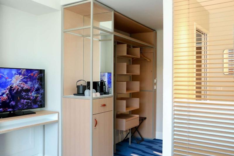 Eden Rose Grand Hotel Bw Premier Collection