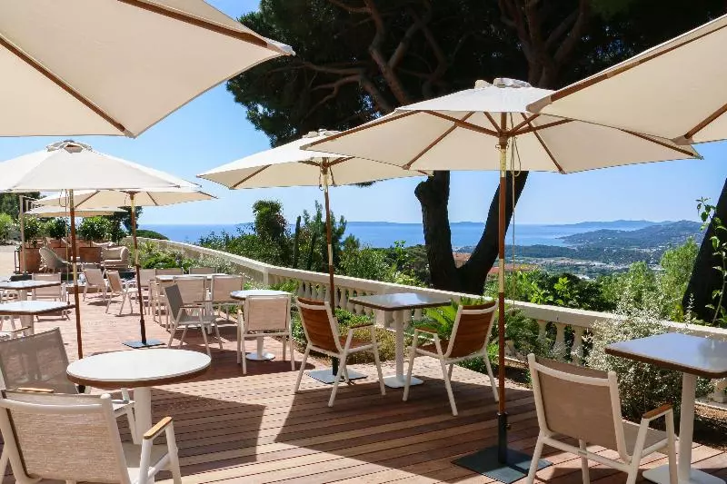 Eden Rose Grand Hotel Bw Premier Collection