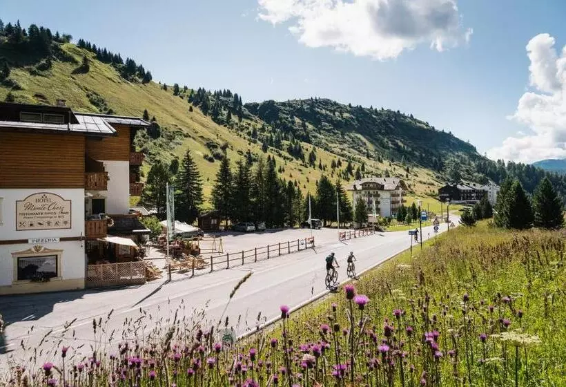 ホテル Monte Cherz