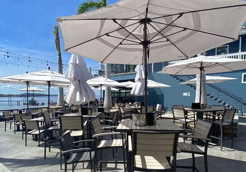 Hotelli The Suites At Fishermen S Village 2 Bedroom Suites