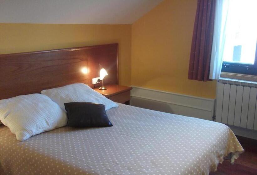 Pensão Val De Serantes