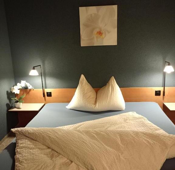 Отель Restaurant Bad Gutenburg