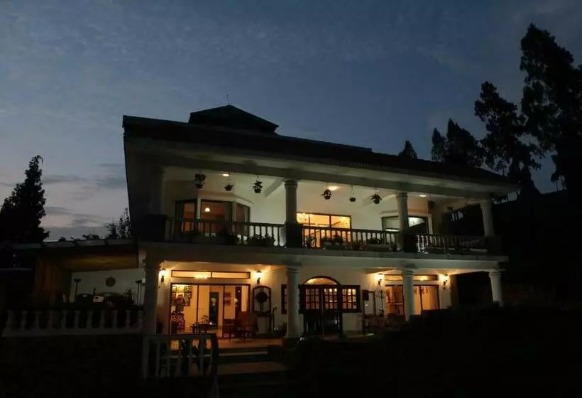 リゾートホテル Sourenee Tea Estate